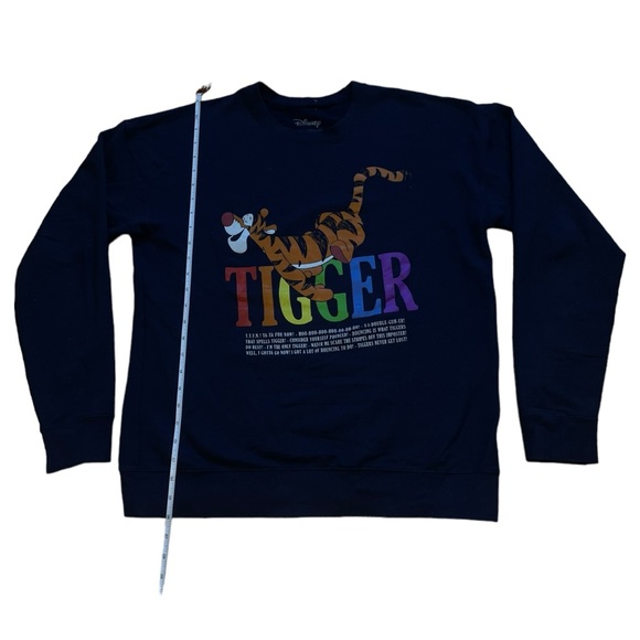 Tigger Long Sleeve Shirt (M) - Picture 4 of 4